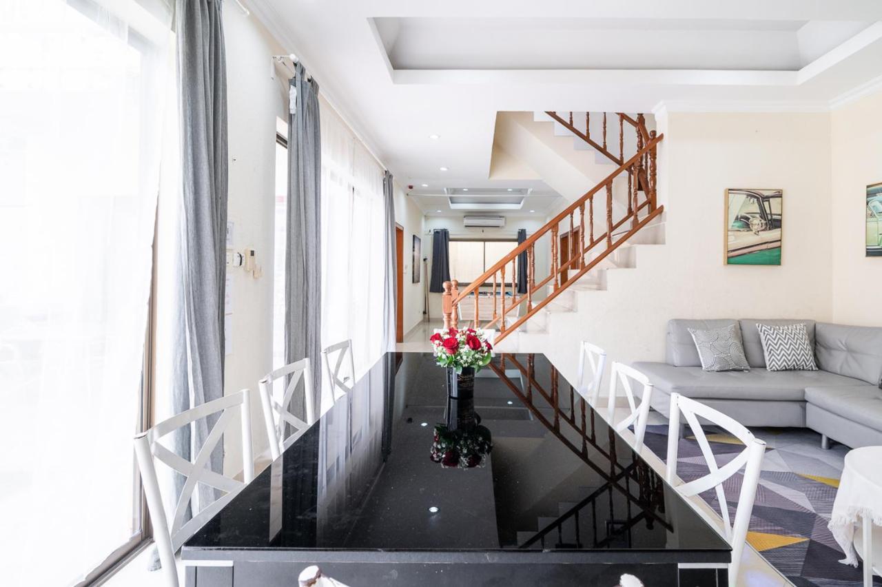 Fairy Hill Pool Villa Паттая Екстер'єр фото