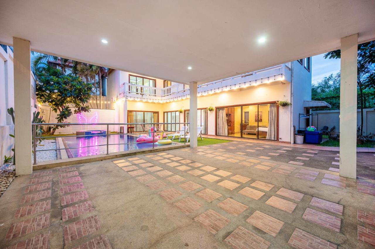 Fairy Hill Pool Villa Паттая Екстер'єр фото
